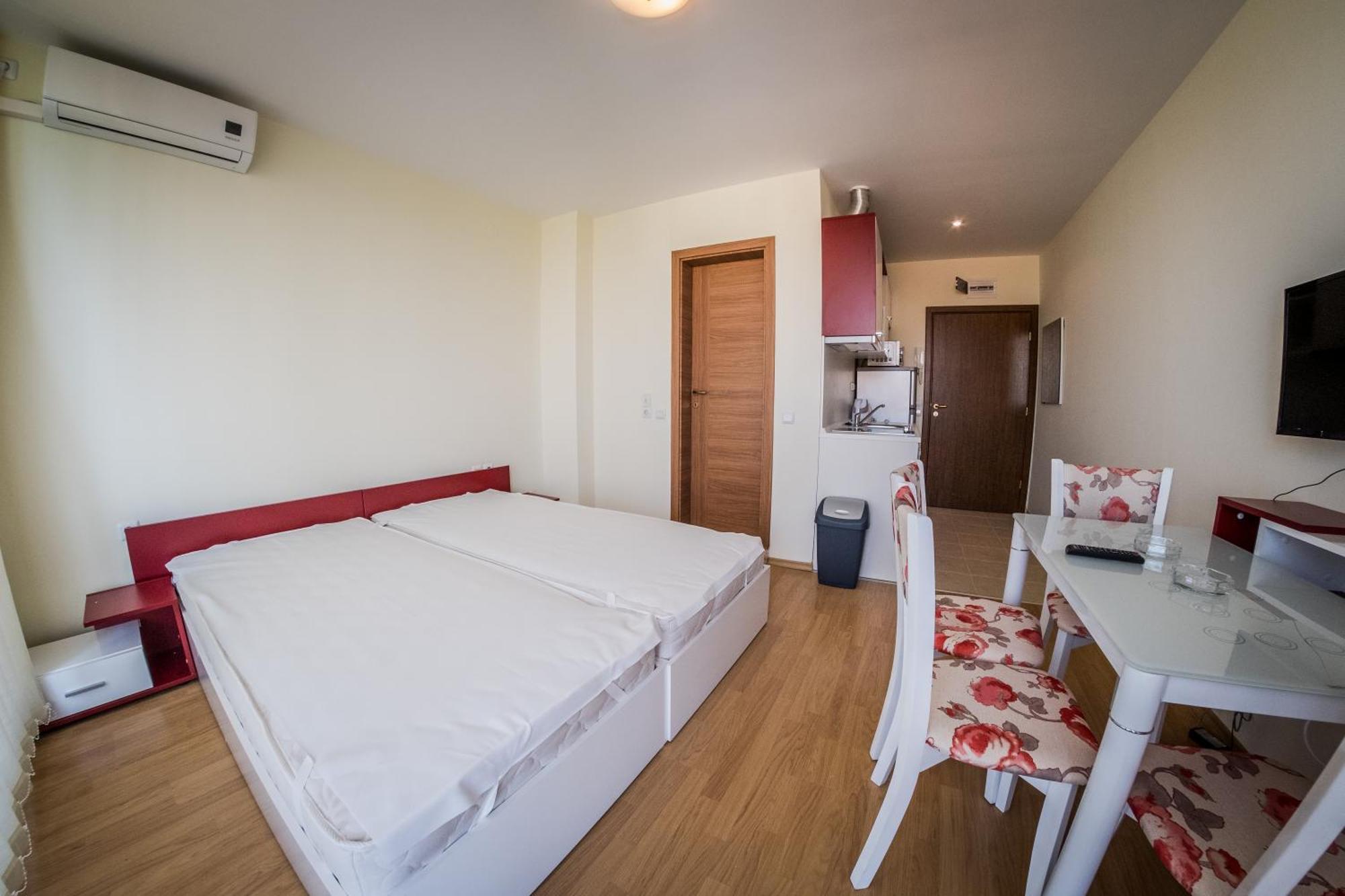 Nessebar And Holiday Fort Apartments Sunny Beach Esterno foto